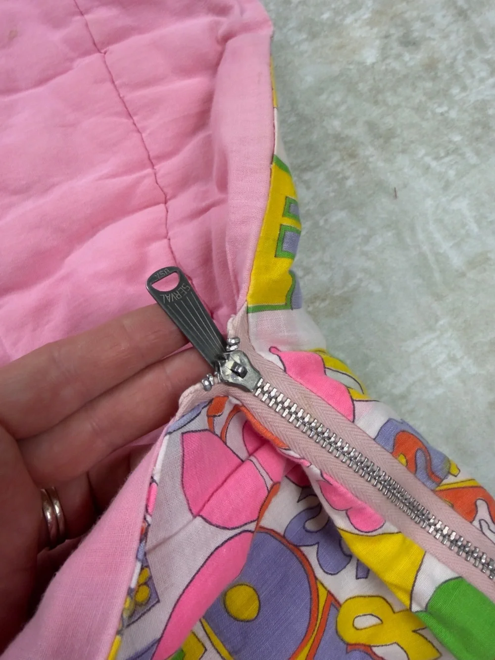 Vintage Groovy Floral Sleeping Bag Flower Power LOVE Pink Retro 60s